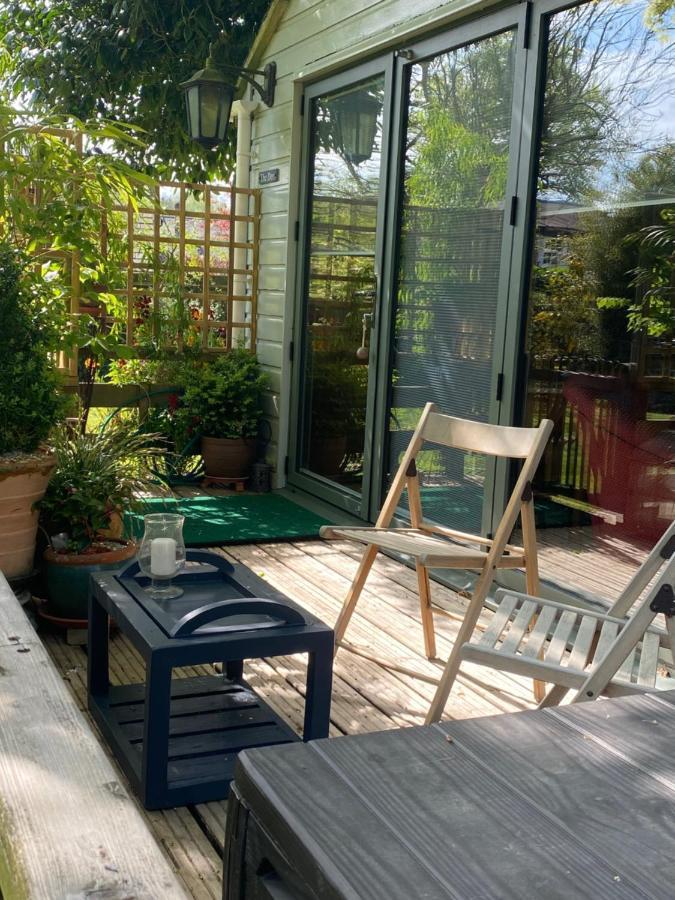'The Den' Self Contained One Bedroom Annexe. Stockbridge (Hampshire) Exterior foto